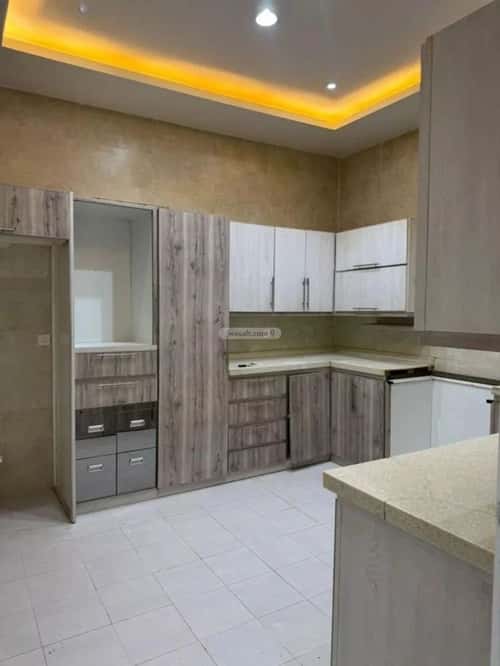 فيلا 5 غرف في العارض 2