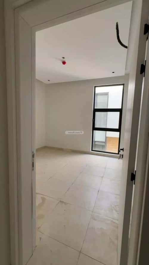 شقة 3 غرف في الرمال 4