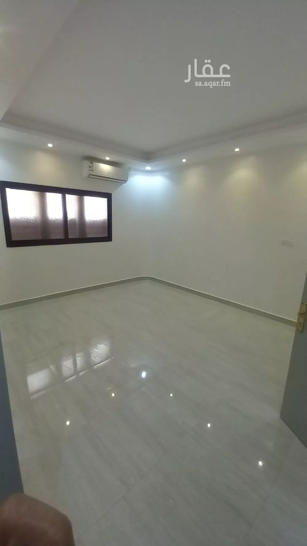 شقة 1 غرف في الخليج 4