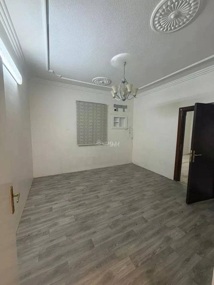 4 bedroom apartment in Dirab, Riyadh 6