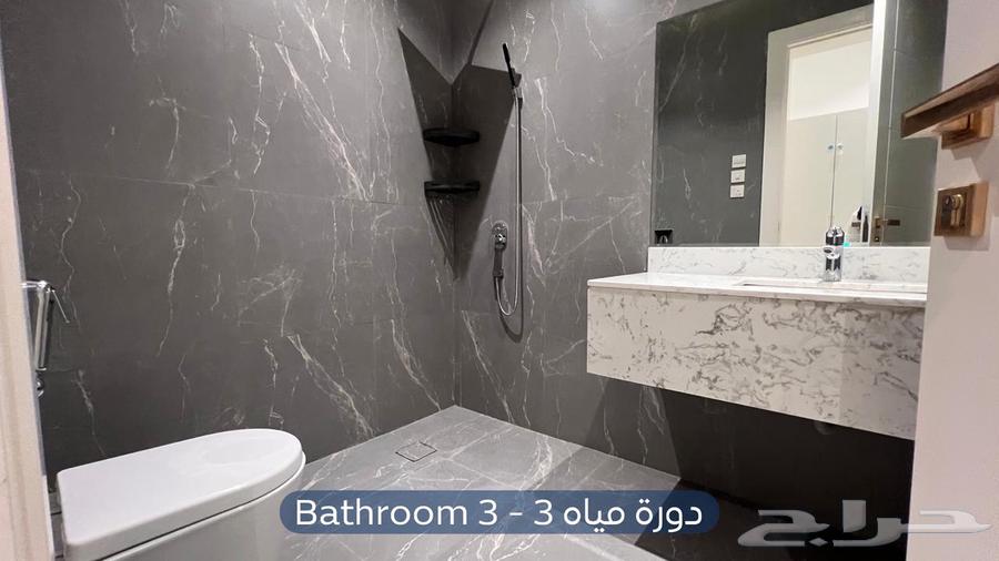 فيلا 3 غرف في العارض 17