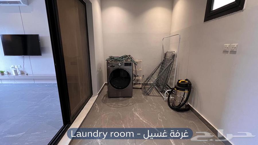 فيلا 3 غرف في العارض 22