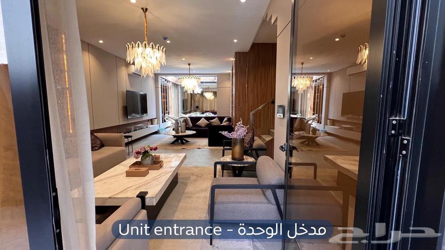 فيلا 3 غرف في العارض 4