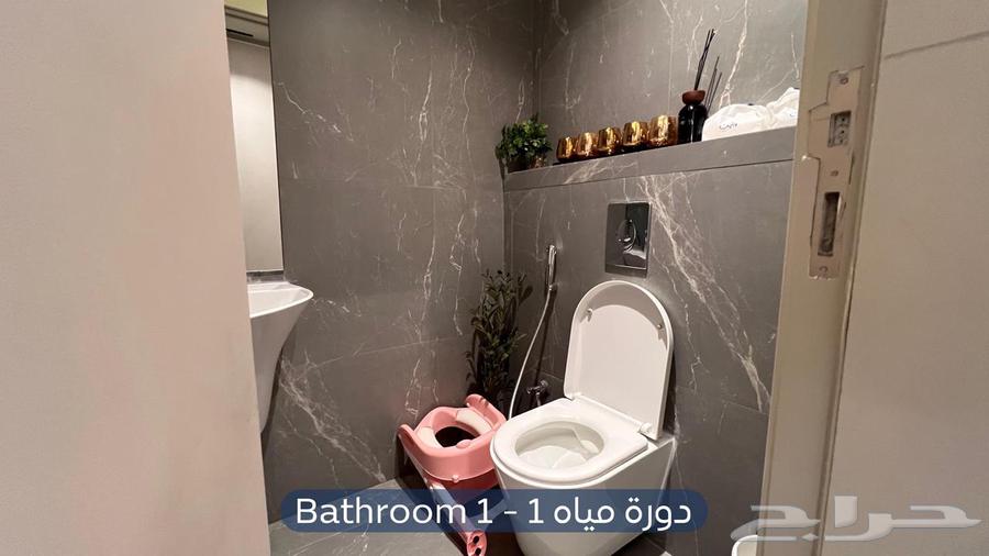 فيلا 3 غرف في العارض 7