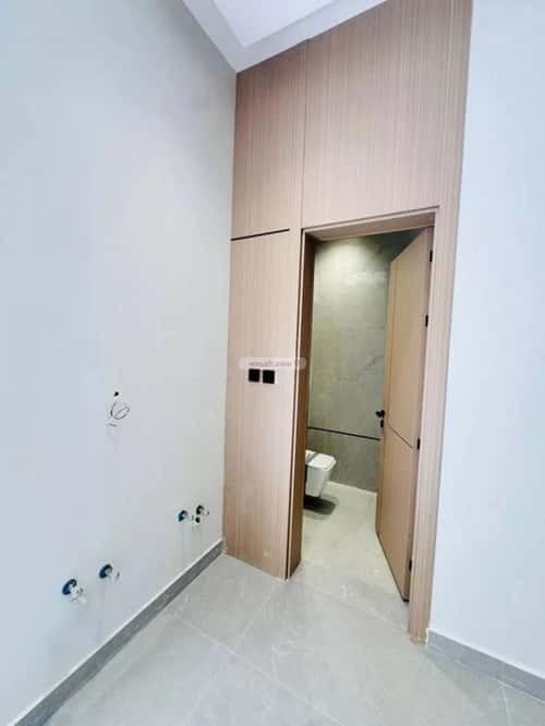 دور 4 غرف في الملك فيصل 5