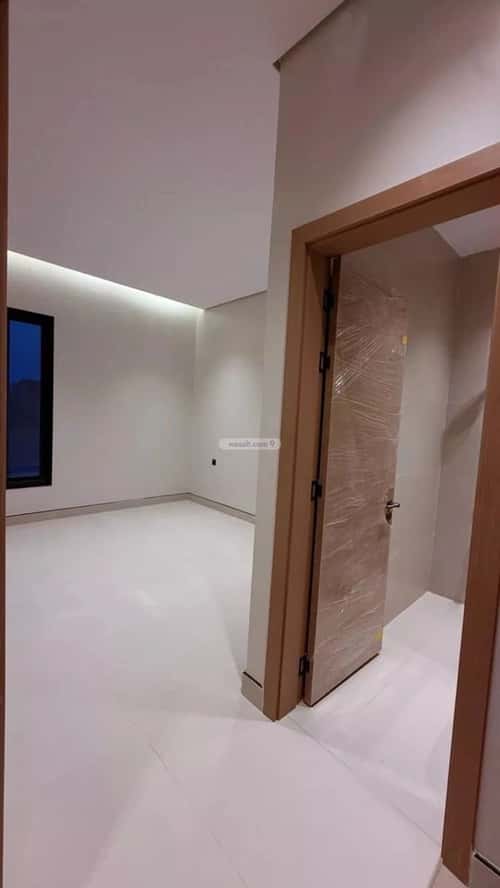 8 bedroom villa in Al Maizilah 2