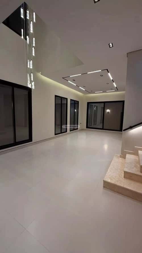 8 bedroom villa in Al Maizilah 4