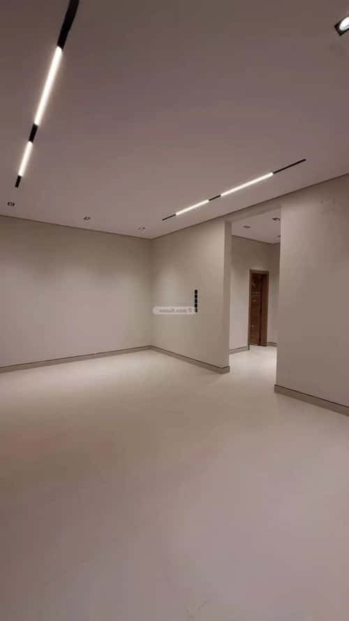 8 bedroom villa in Al Maizilah 5