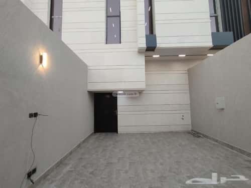 فيلا 4 غرف في الرمال 2