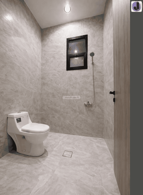 4 bedroom floor in Okaz 4