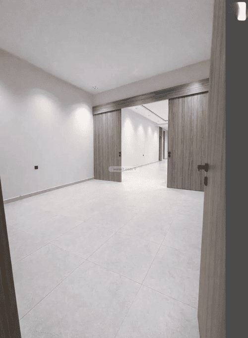 4 bedroom floor in Okaz 5