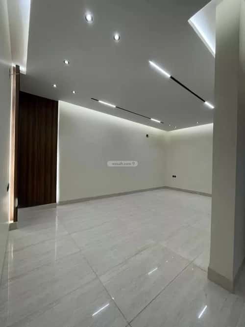 3 bedroom floor in Al Janadriyah 6