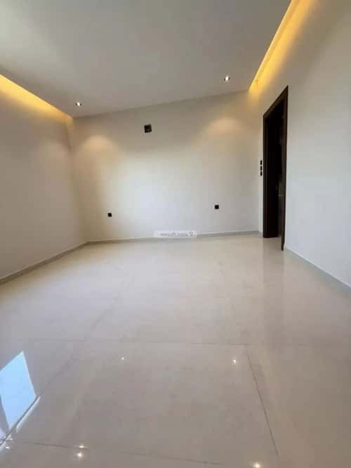 فيلا 5 غرف في العوالي 2