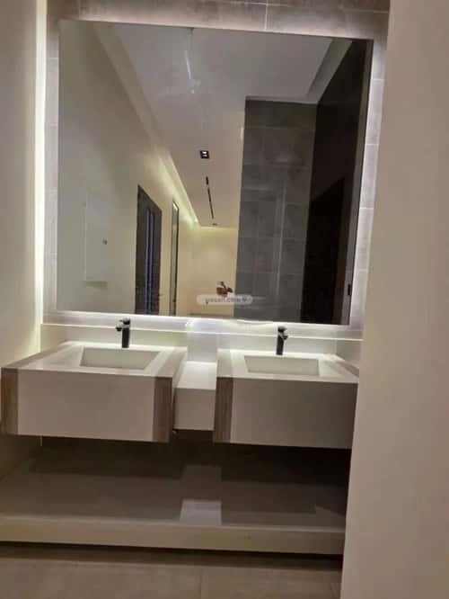 دور 6 غرف في المونسية 8