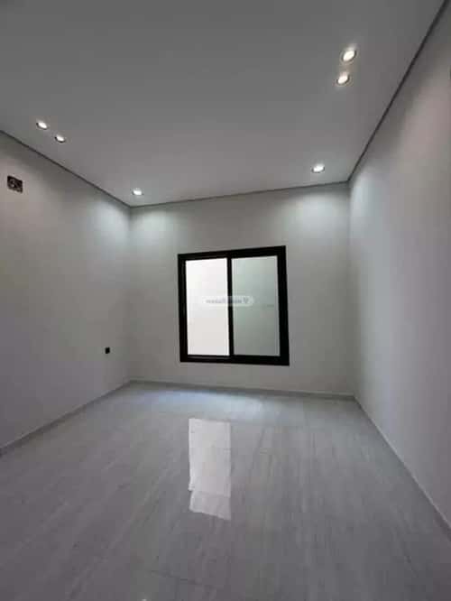 3 bedroom floor in Al Qadisiyah 6