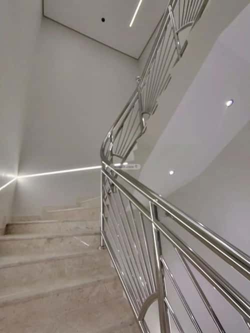 فيلا 6 غرف في الحزم 12