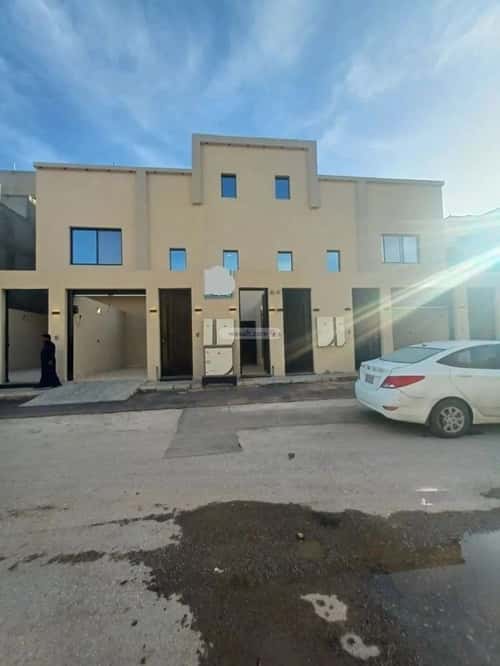 3 bedroom floor in Uhud 2