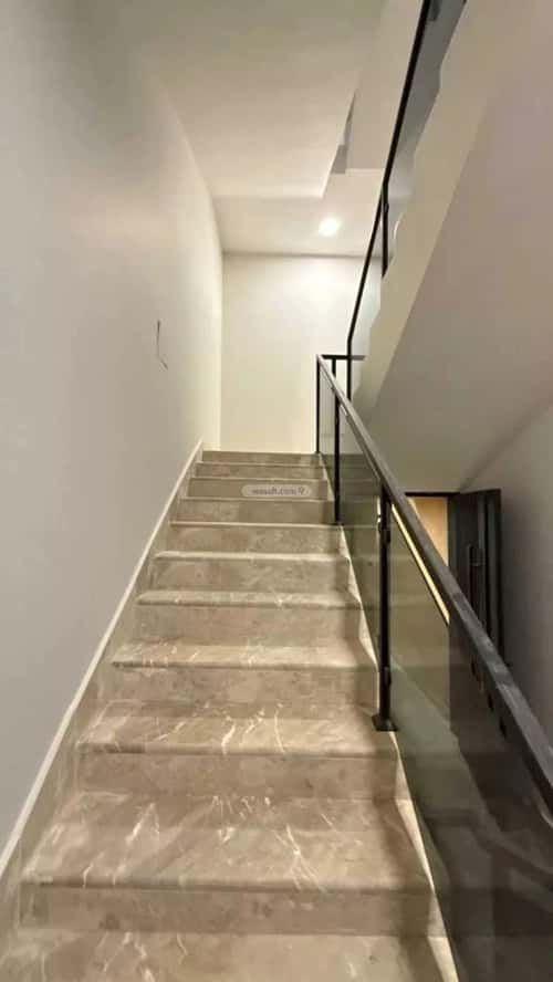 6 bedroom floor in Dirab 6