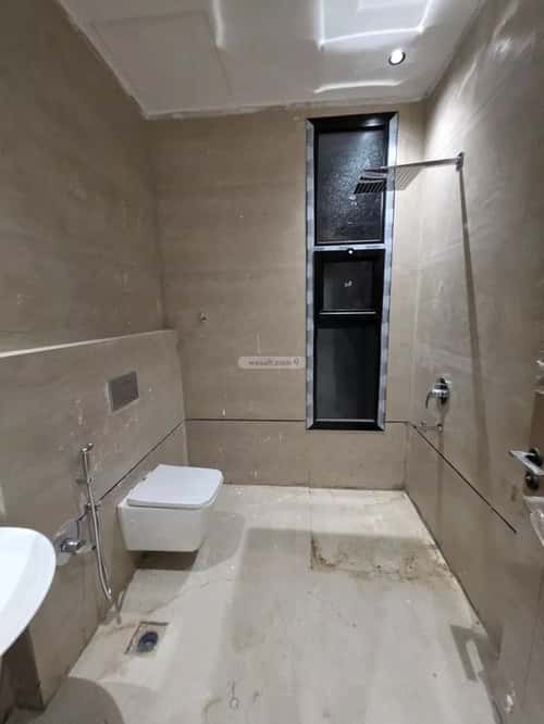 شقة 5 غرف في الخليج 13