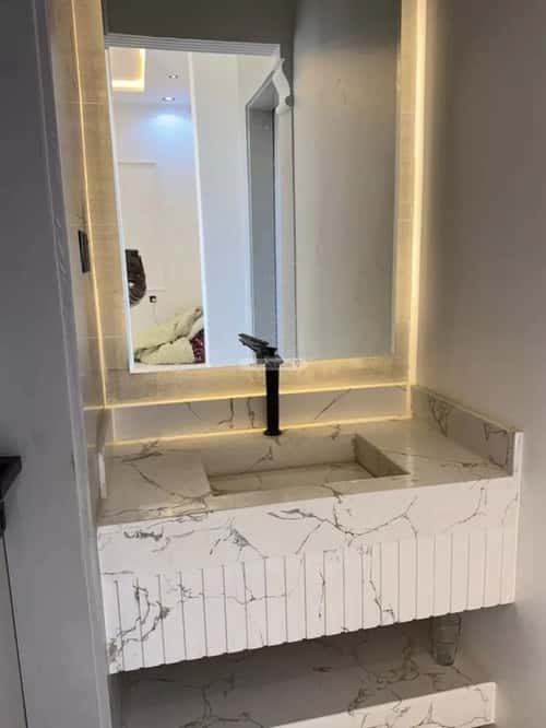 6 bedroom villa in Al Janadriyah 8