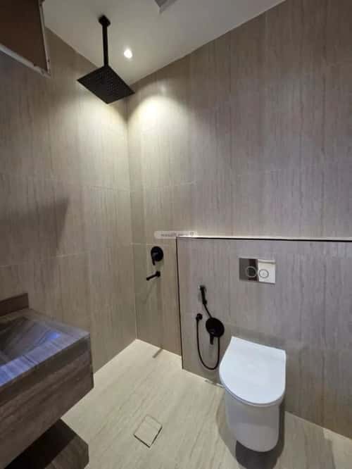 شقة 6 غرف في الرمال 11