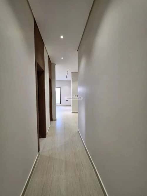 شقة 6 غرف في الرمال 4