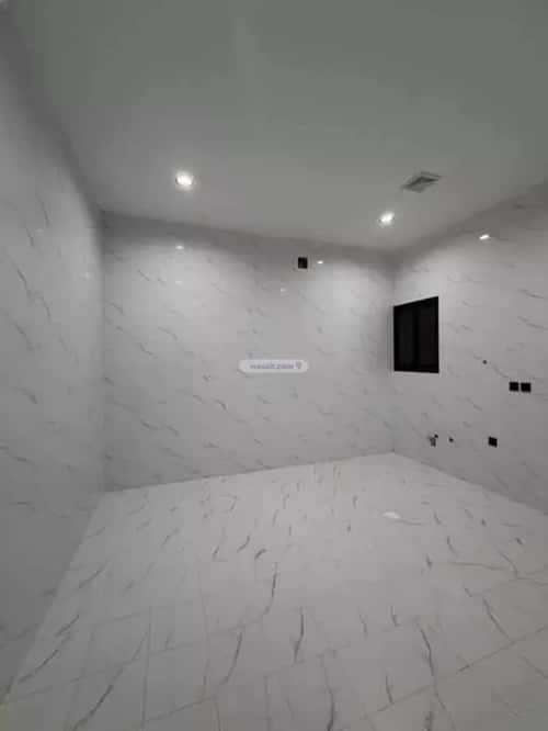 3 bedroom floor in Al Qadisiyah 4