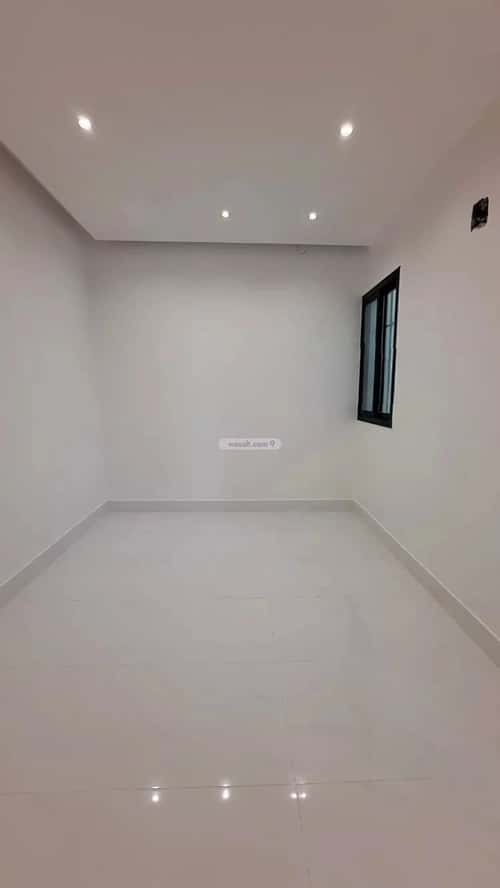 فيلا 5 غرف في العريجاء الغربي 11