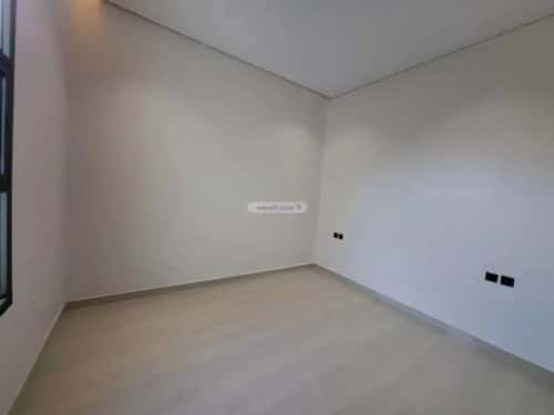 شقة 4 غرف في عكاظ 13