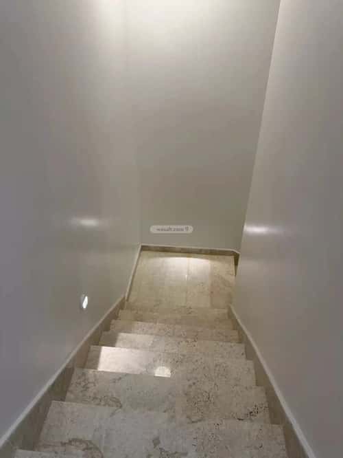 فيلا 5 غرف في النرجس 6