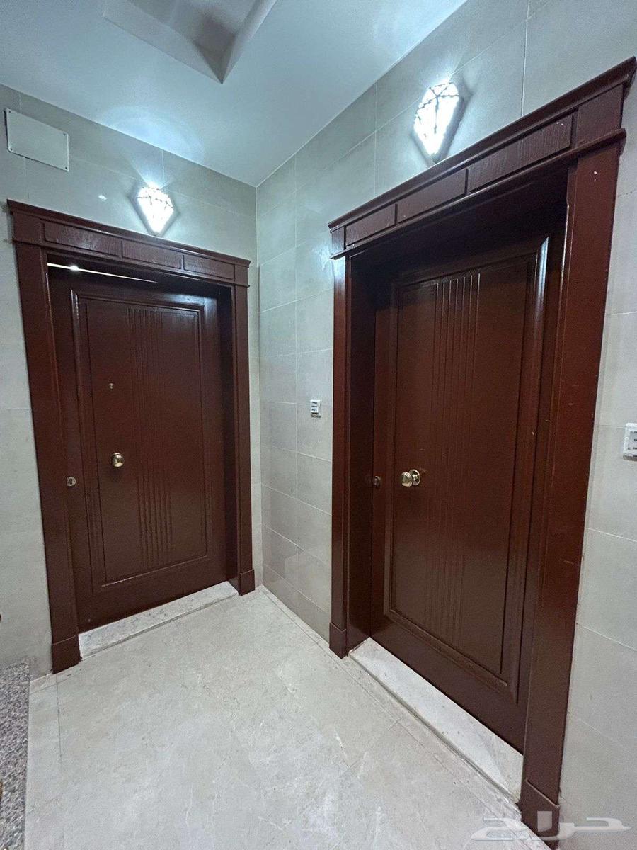 شقة 6 غرف في الصفا 4