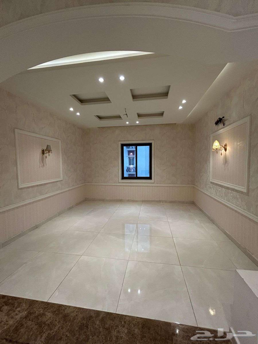 شقة 6 غرف في الصفا 6