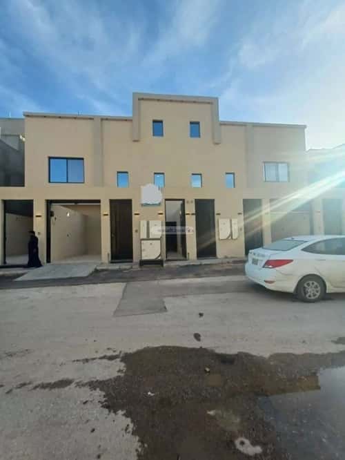 3 bedroom floor in Dirab 4