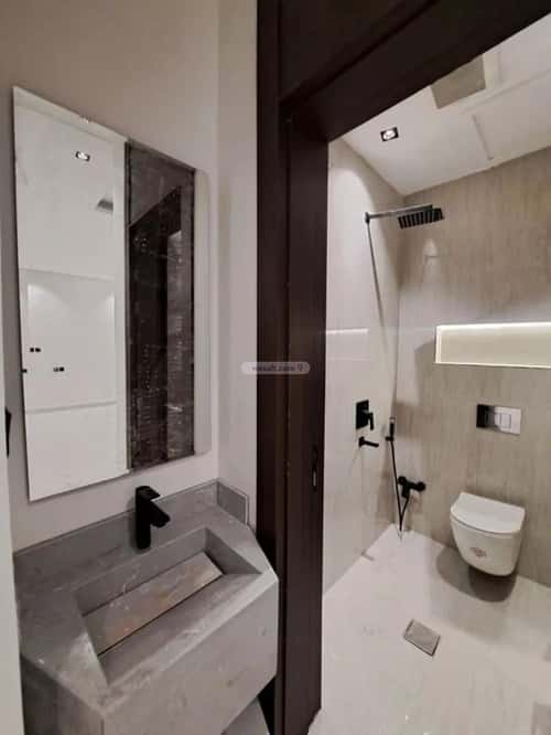 فيلا 5 غرف في طويق 12