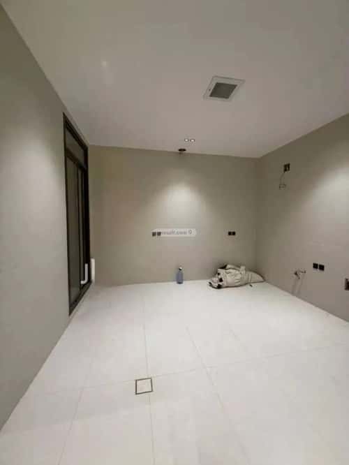 فيلا 5 غرف في الرمال 10