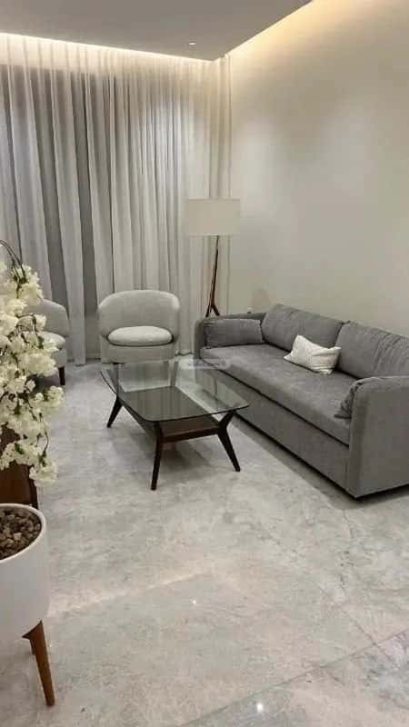 شقة 4 غرف في الملقا 12