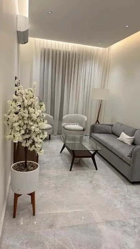 شقة 4 غرف في الملقا 5