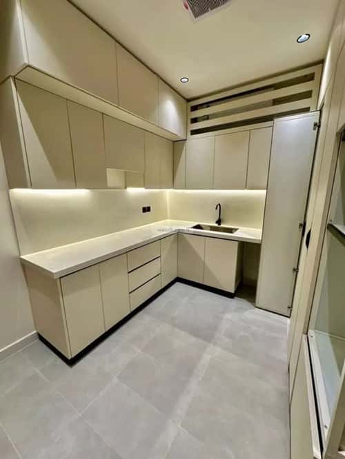 شقة 3 غرف في النرجس 5