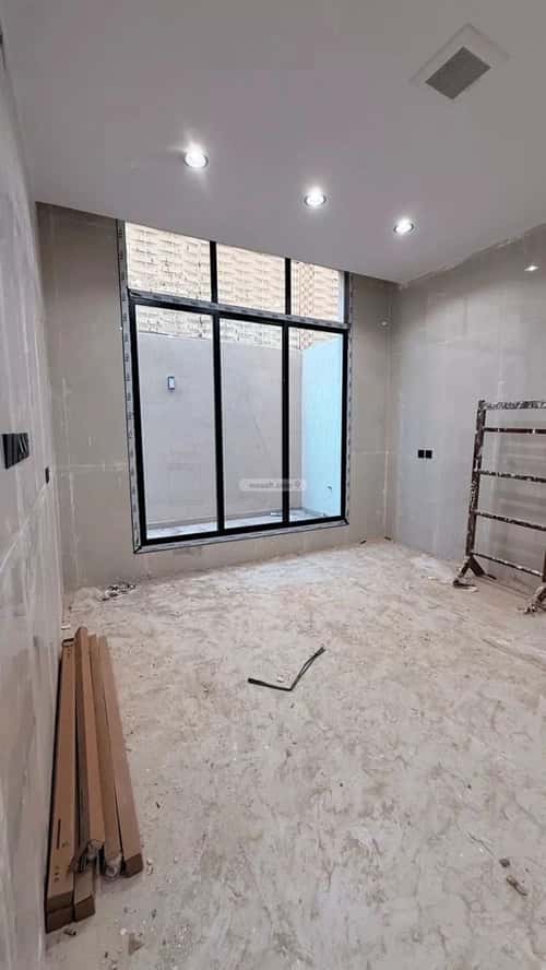 فيلا 6 غرف في العريجاء الغربي 10