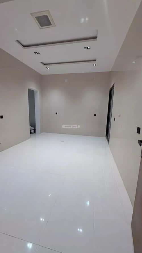 6 bedroom villa in Al Uraija Al Gharbi 9