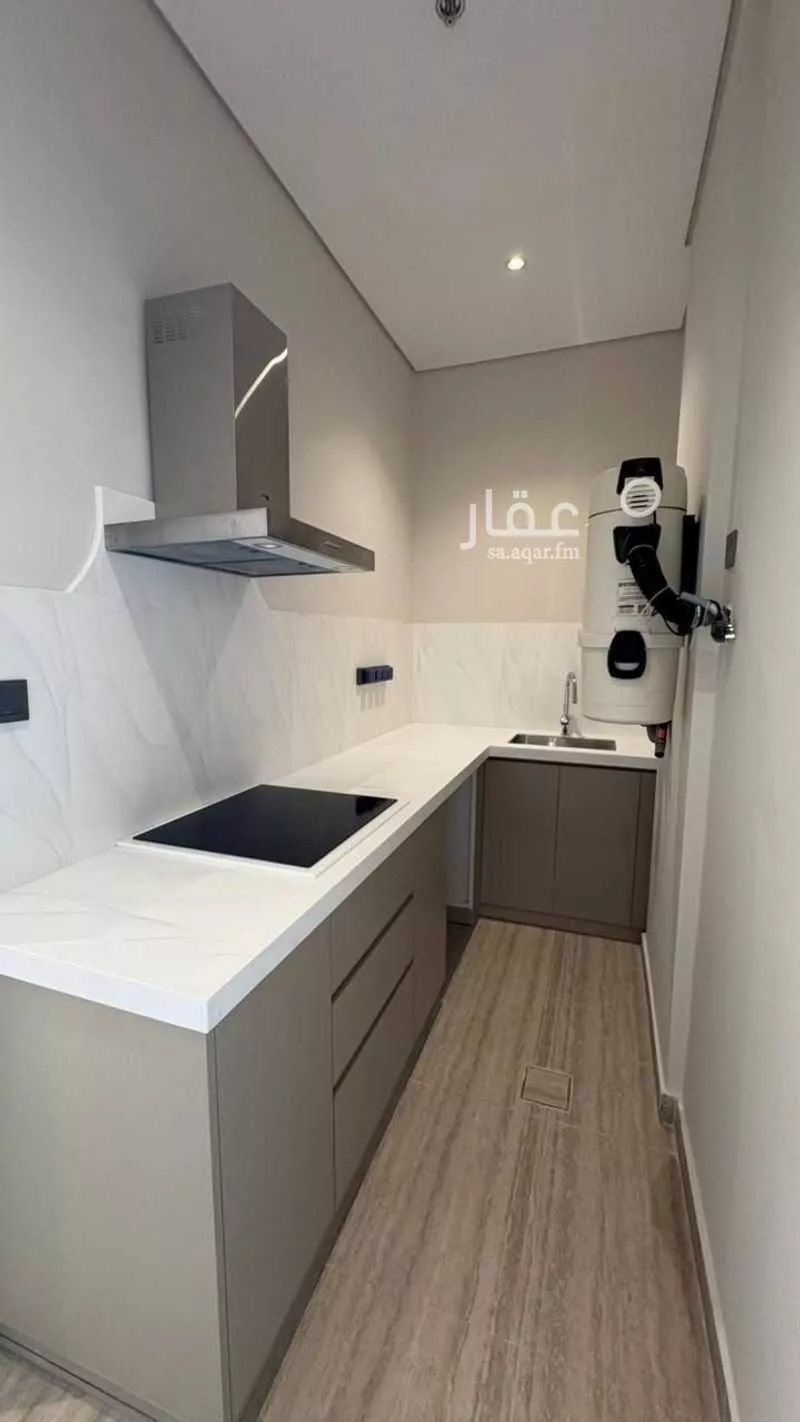 شقة 4 غرف في السلامة 8