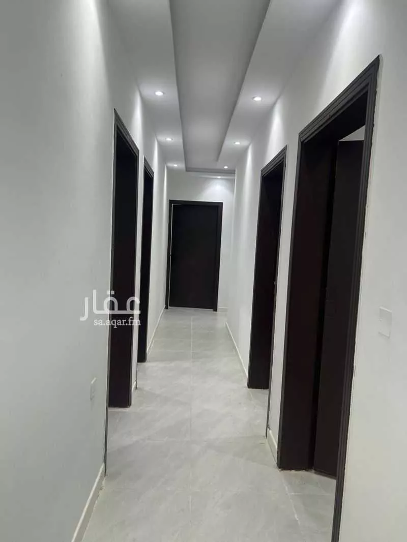 شقة 5 غرف في الواحة 15