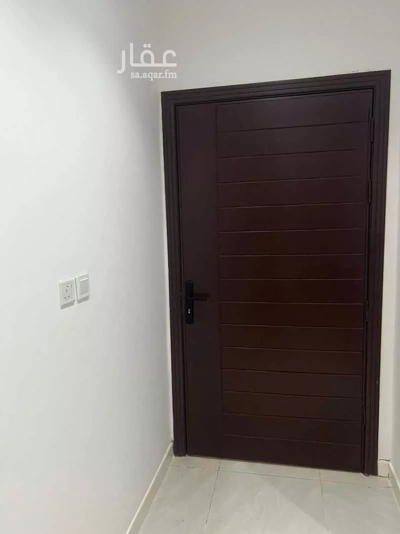 شقة 5 غرف في الواحة 3