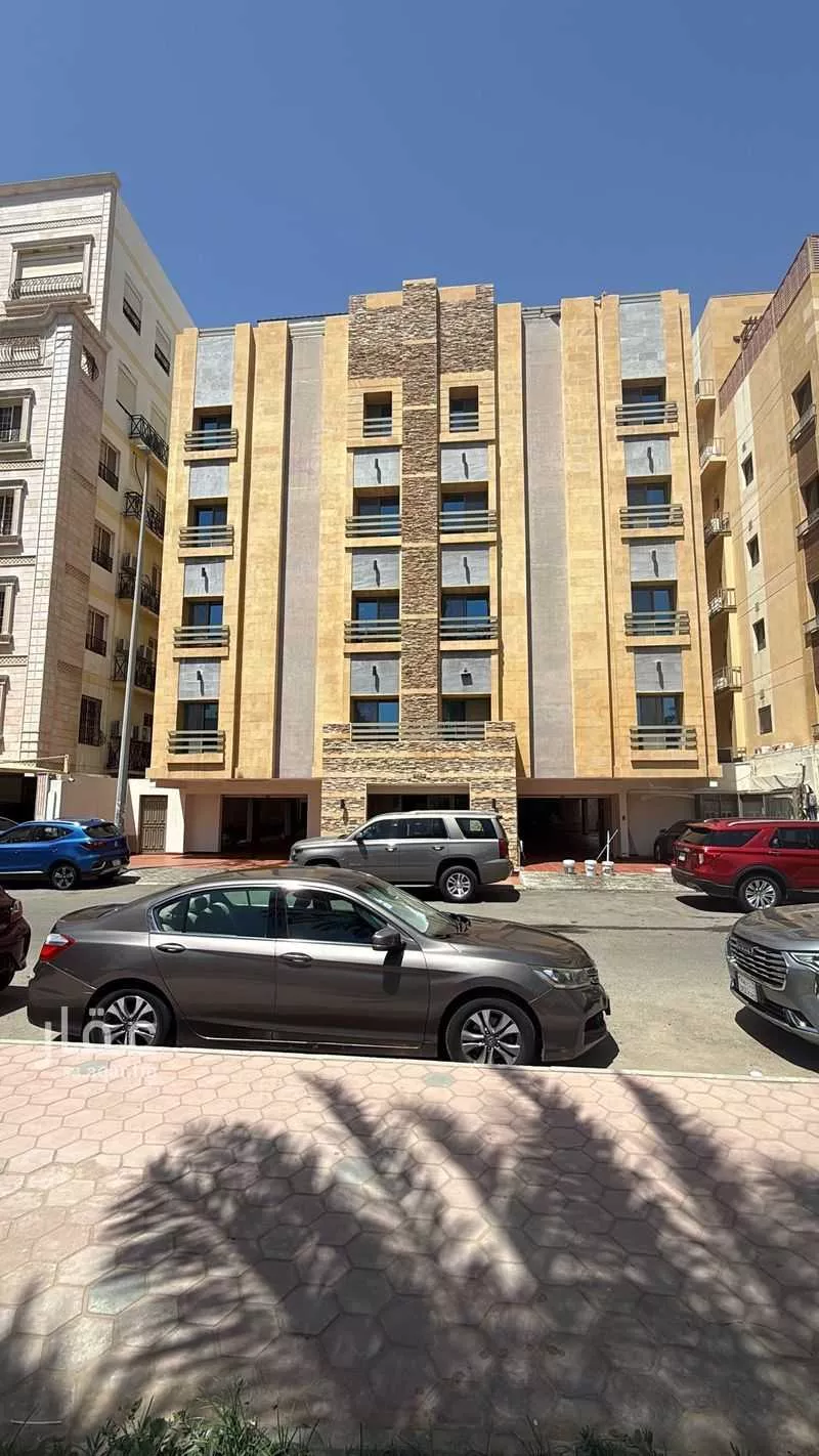 شقة 4 غرف في السلامة 3