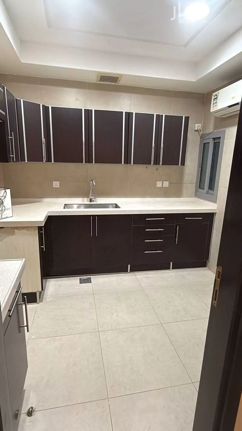 شقة 3 غرف في السلامة 3