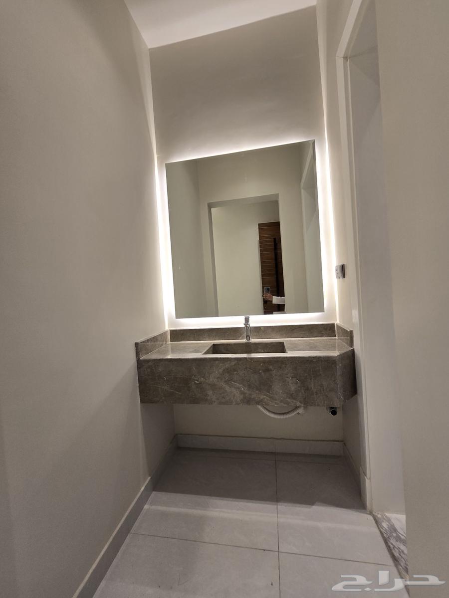 شقة 5 غرف في السلامة 12