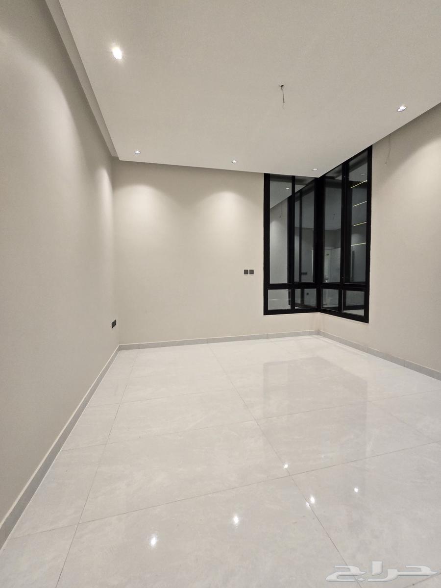 شقة 5 غرف في السلامة 14