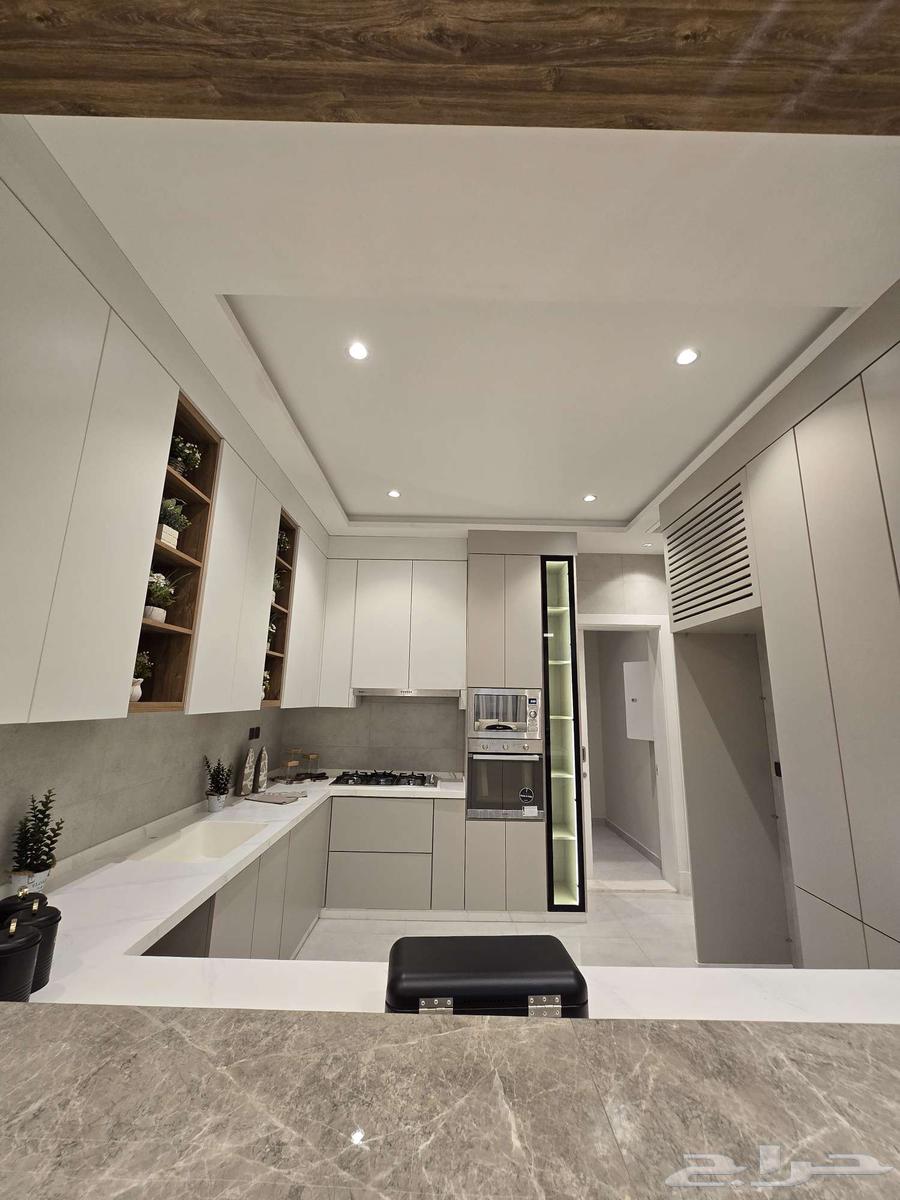 شقة 5 غرف في السلامة 10