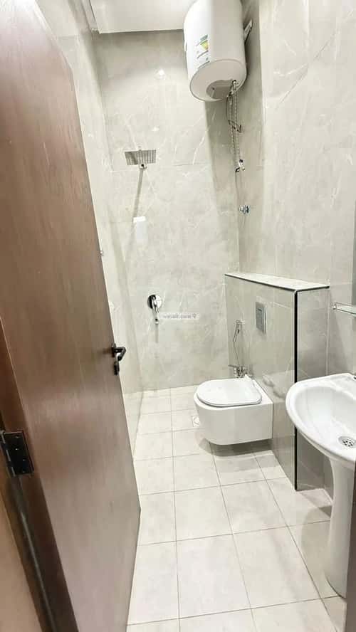 فيلا 3 غرف في العزيزية 12