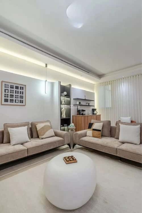 شقة 2 غرف في الملقا 11